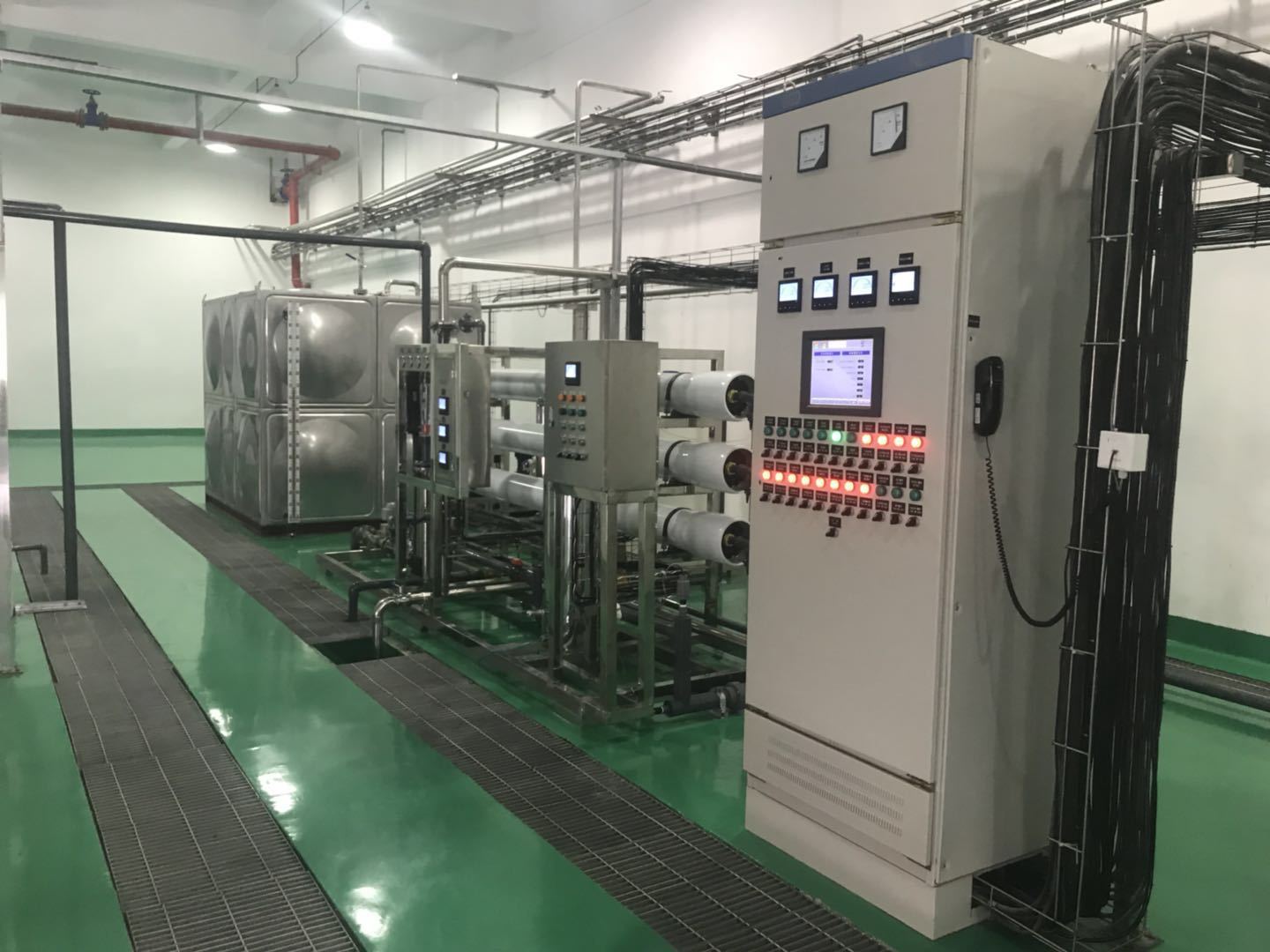 純水設備出現(xiàn)漏水怎么辦？